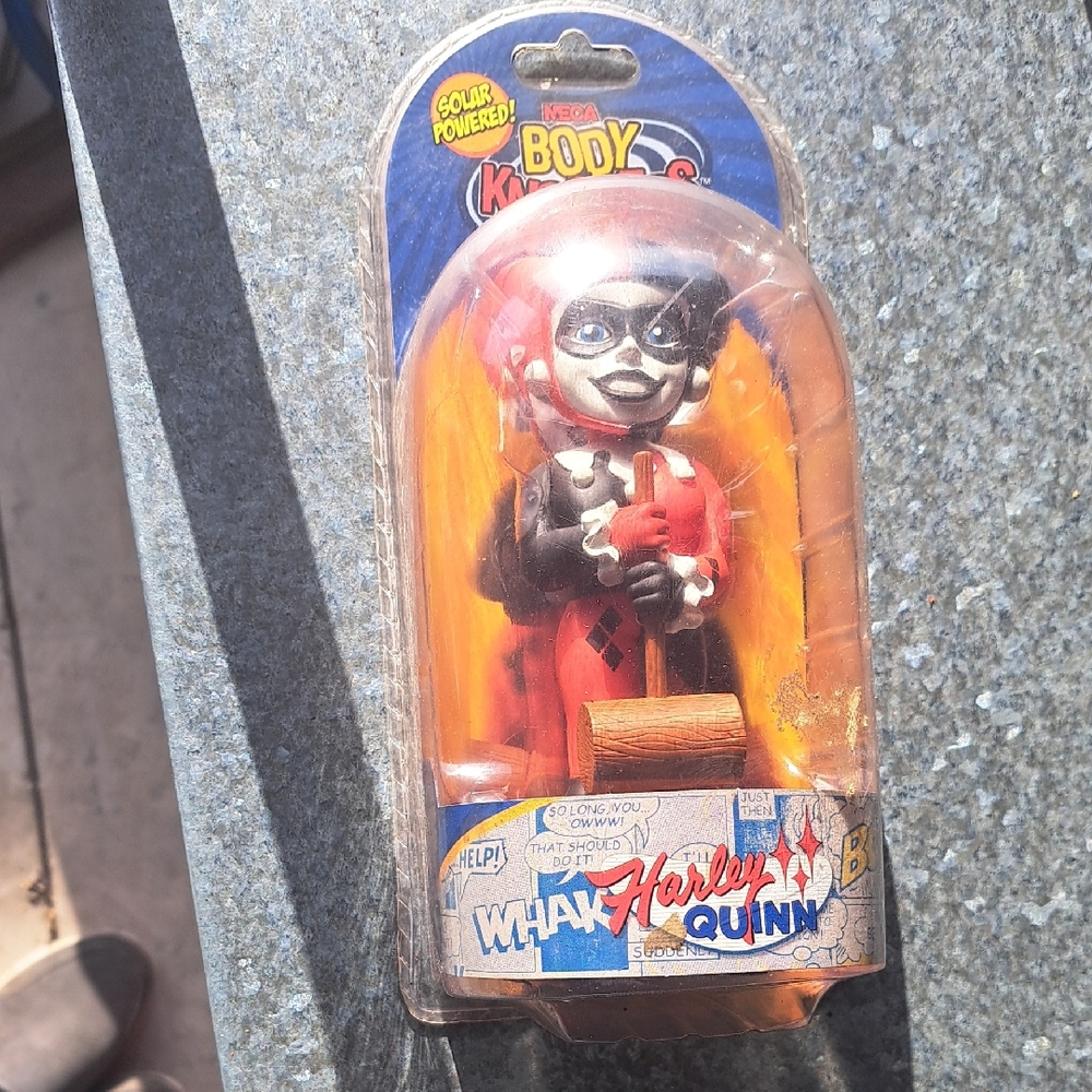 Harley Quinn Solar-Powered Bobblehead Figure